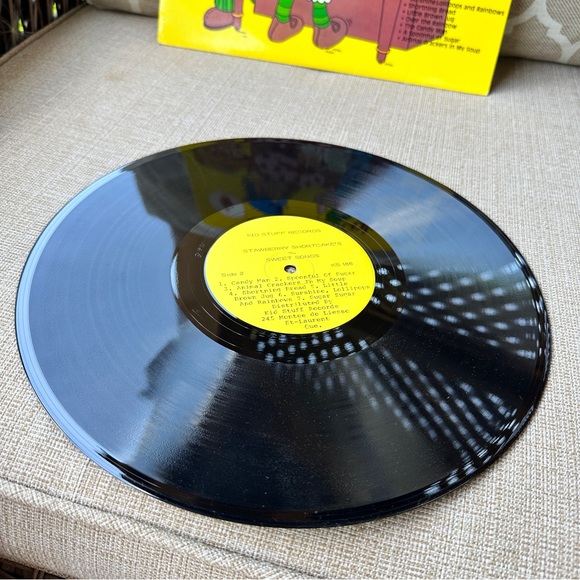 Strawberry Shortcake Sweet Songs LP Vinyl Record Original 1980 Album, KS166 - VG - Picture 7 of 9